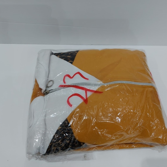 Brand New women's track suits. - Picture 3 of 3